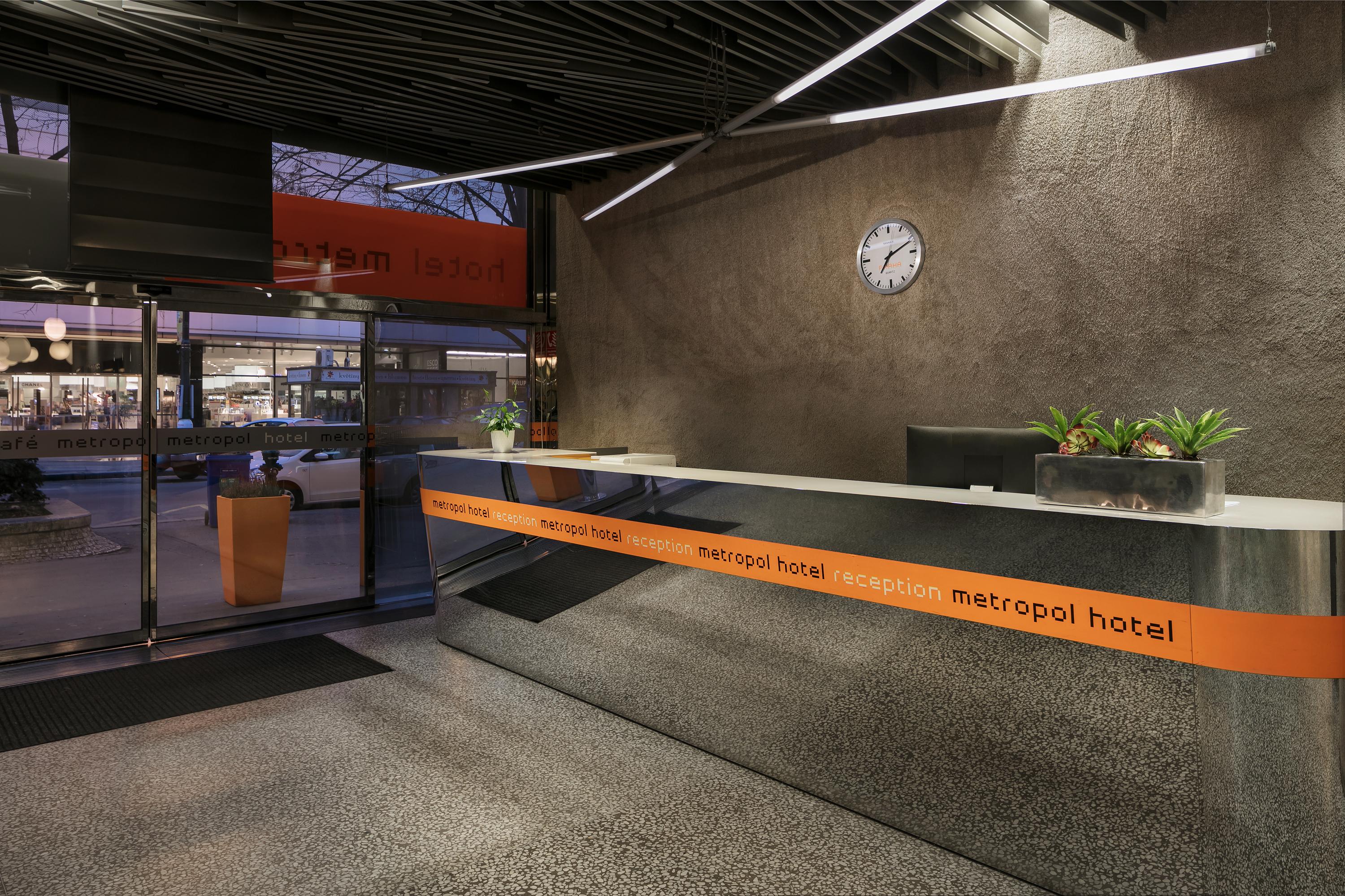 Hotel Metropol Design Old Town 4*