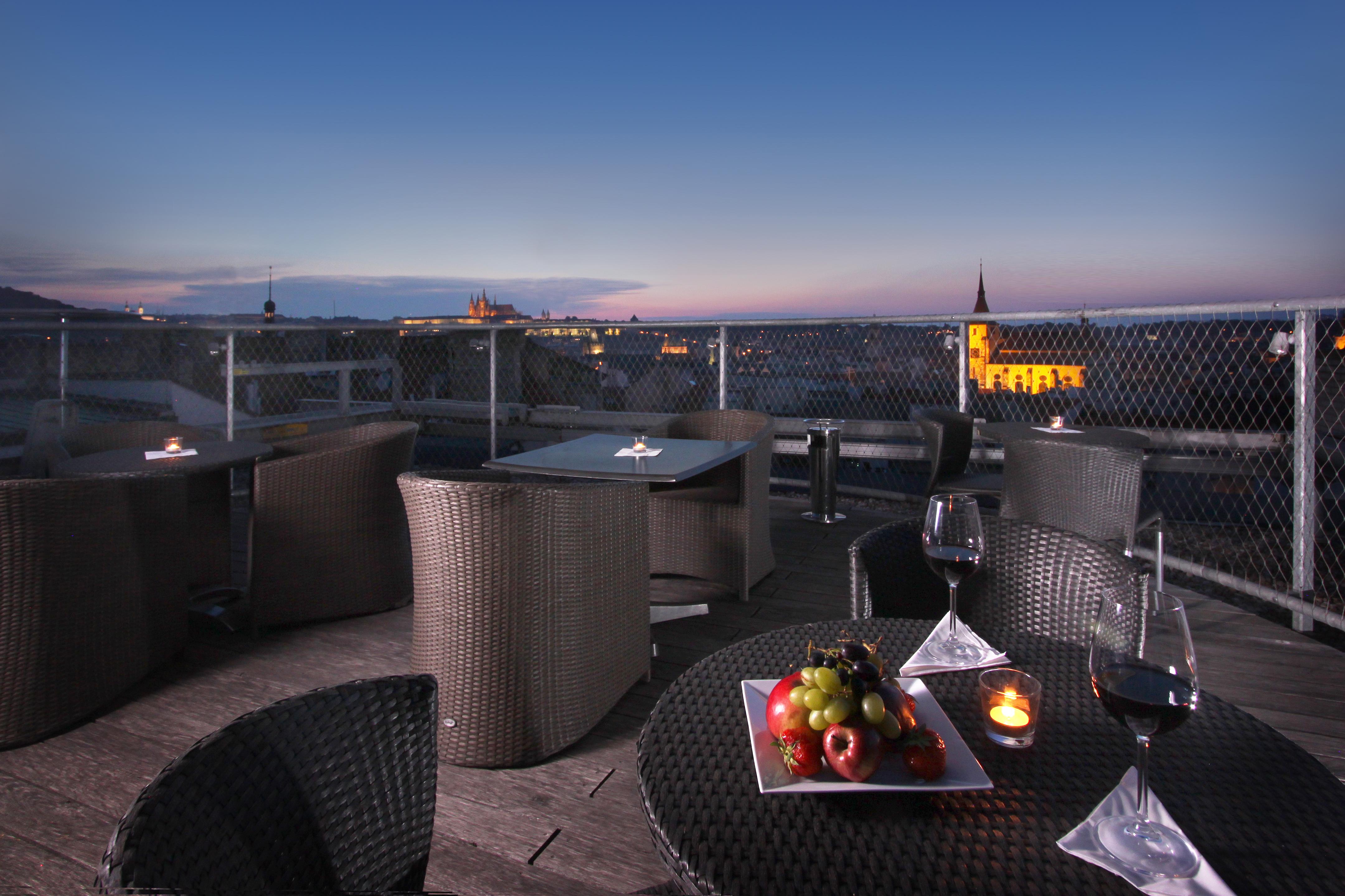 Metropol Design Old Town 4*