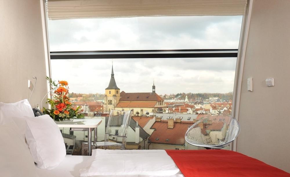 Hotel Metropol Design Old Town 4*